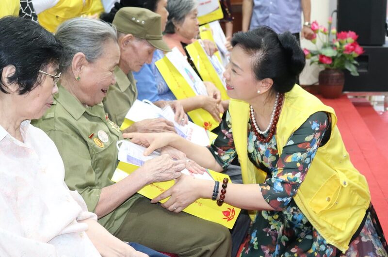 [Album] Câu lạc bộ Tình Người tri ân cựu thanh niên xung phong tại quận Cầu Giấy, thành phố Hà Nội