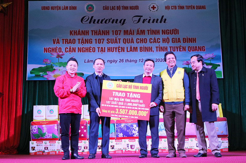 [Album] Trao nhà Mái ấm Tình Người và quà tặng tại huyện Lâm Bình, Tuyên Quang ngày 26/12/2020