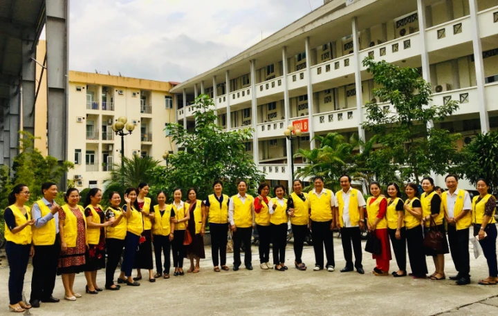 Câu lạc bộ Tình Người Sơn Lâm Hà Giang: Chia sẻ yêu thương đến bệnh nhân nghèo tại Bệnh viện Đa khoa Hà Giang