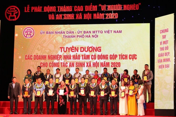 Đóng góp tích cực cho an sinh xã hội, Câu lạc bộ Tình Người được tôn vinh 
