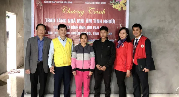 Mùa xuân tình người trên vùng đất Hòa Bình