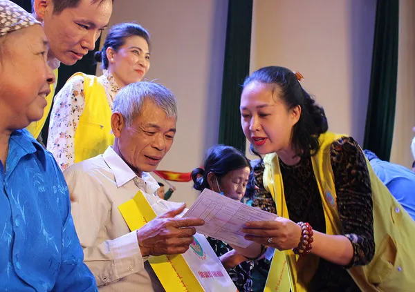 Thấm đẫm tình người tại buổi lễ tri ân các cựu thanh niên xung phong, huyện Ba Vì, Hà Nội