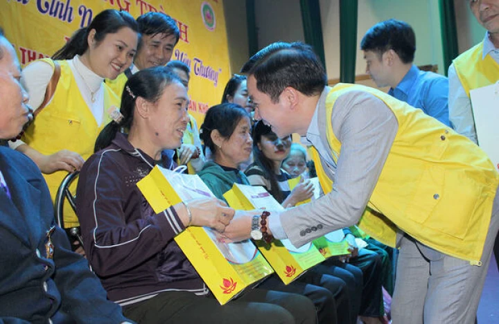 "Các anh chị đã tổ chức một chương trình tri ân quá long trọng và thắm đượm tình người"