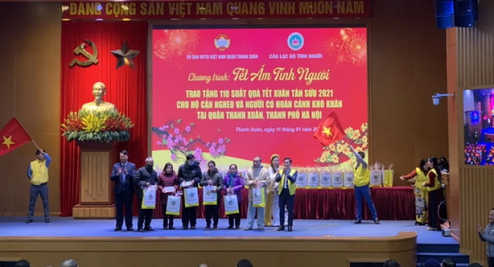 Xuân về sớm trên quận Thanh Xuân