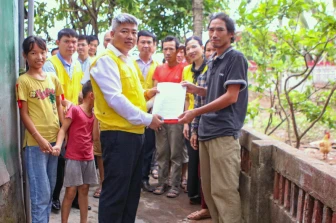 Tình Người khảo sát xóa nhà dột nát tại Tiên Lãng, Hải Phòng