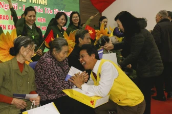 [Album] Câu lạc bộ Tình Người tri ân cựu thanh niên xung phong tại quận Thanh Xuân, Hà Nội