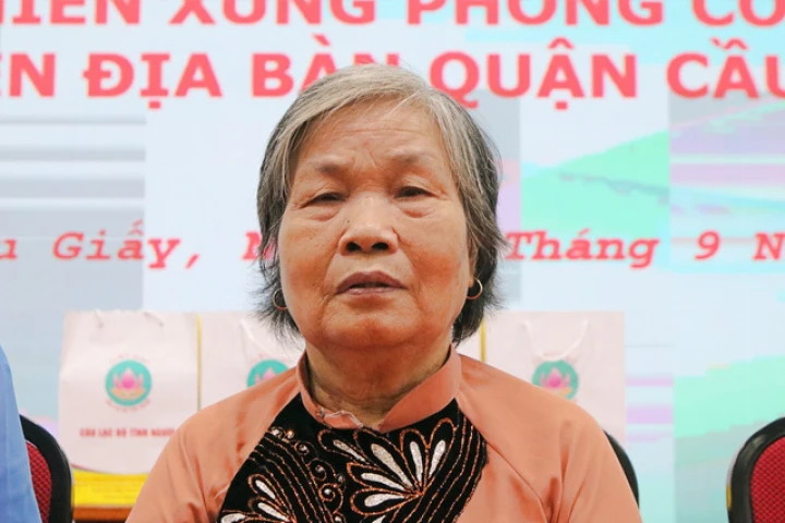14. Hoàng Thị Lan
