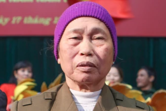 476. Nguyễn Thị Mứt