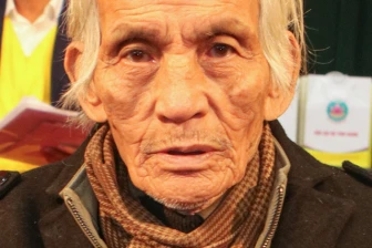 579. Tạ Văn Hoàn