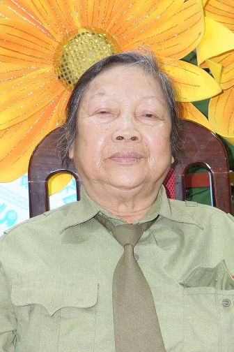 784. Phạm Thị Tư