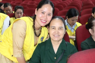 1. Hoàng Thị Gái
