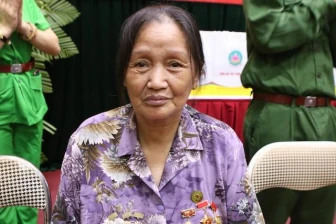 46. Phạm Thị Thiết